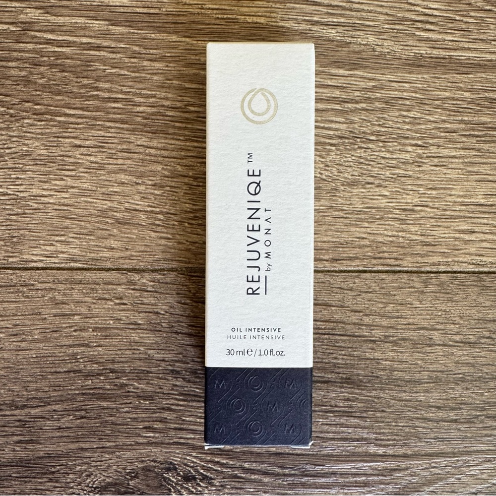 ⭐️NWT⭐️ Monat Rejuveniqe Oil Intensive, 1 fl. oz.